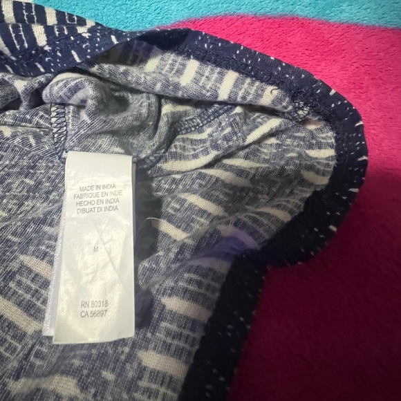 🤞 Lucky Brand Womens Embroidered V-Neck Pullover Top Blue M​ - Picture 4 of 8